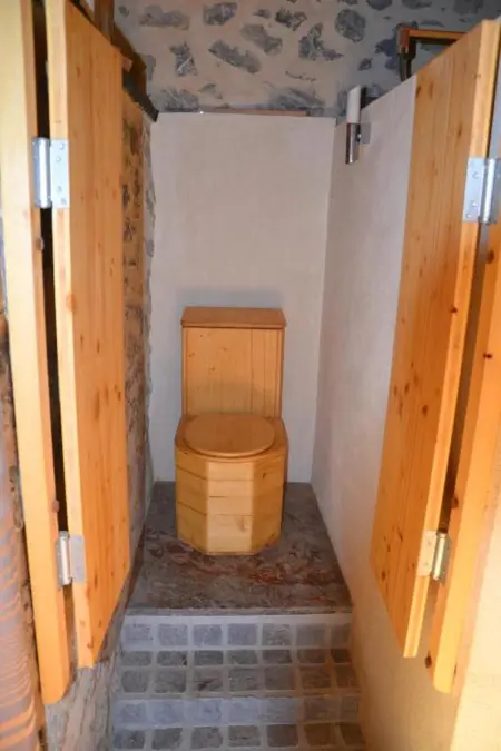 Maison charmante à Gembrie + Piscine partagée & vue montagne - Photo 5