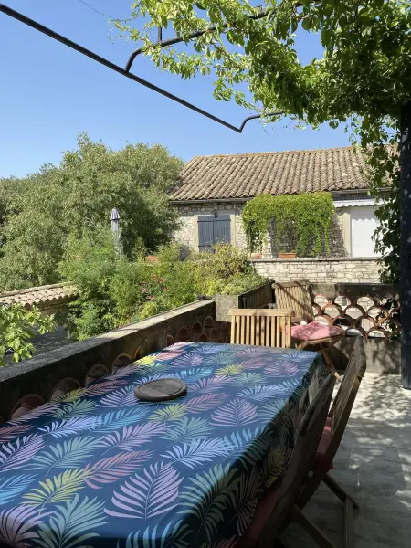 Maison charmante à Orgnac-l'Aven avec piscine partagée. - Photo 21