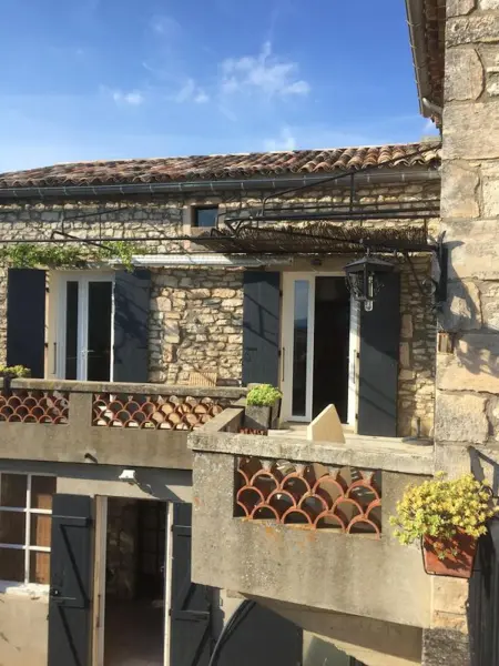 Maison charmante à Orgnac-l'Aven avec piscine partagée. - Photo 29
