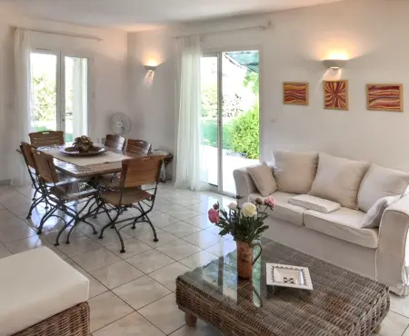Villa reposante à Solaro avec piscine privée et jardin - Photo 7