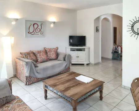 Villa reposante à Solaro avec piscine privée et jardin - Photo 8