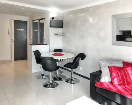 Appartement charmant à Cannes avec vue sur la mer, 33 m² - Photo 3