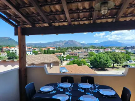 Maison chaleureuse à Ajaccio avec vue sur le jardin - Photo 19