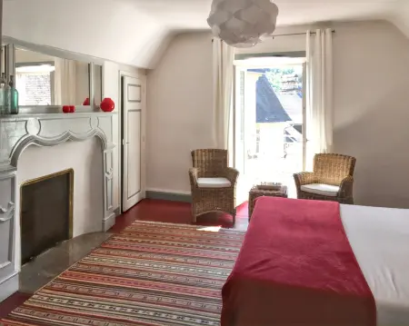 Maison charmante en Corrèze avec jardin et cheminée - Photo 2