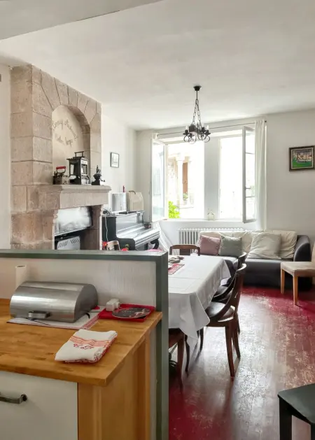 Maison charmante en Corrèze avec jardin et cheminée - Photo 9
