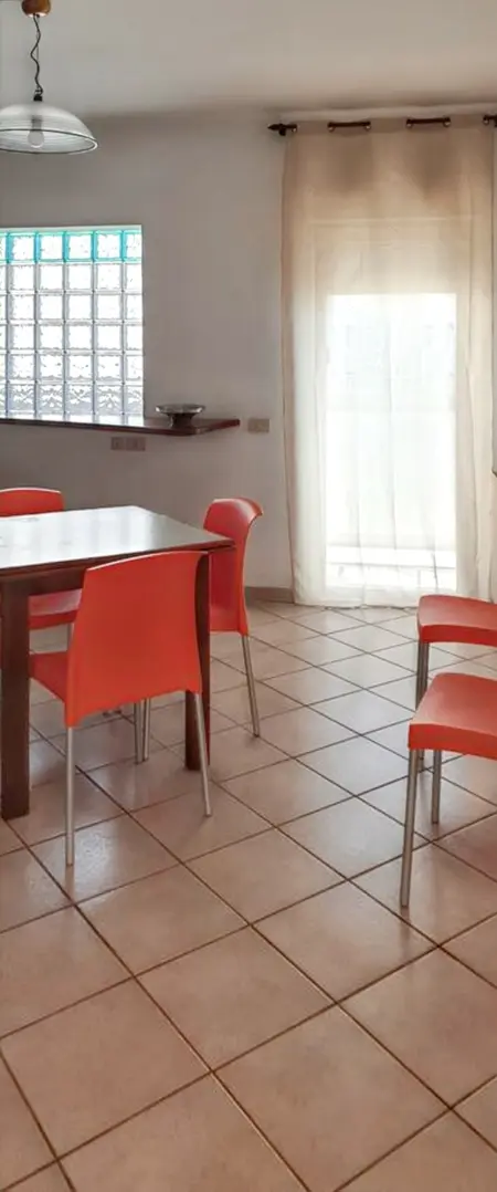 Appartement confortable à Marsala avec balcon et parking - Photo 9