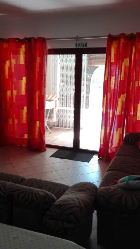 Appartement élégant proche de Trou-aux-Biches avec piscine - Photo 2