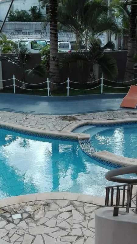 Appartement élégant proche de Trou-aux-Biches avec piscine - Photo 8
