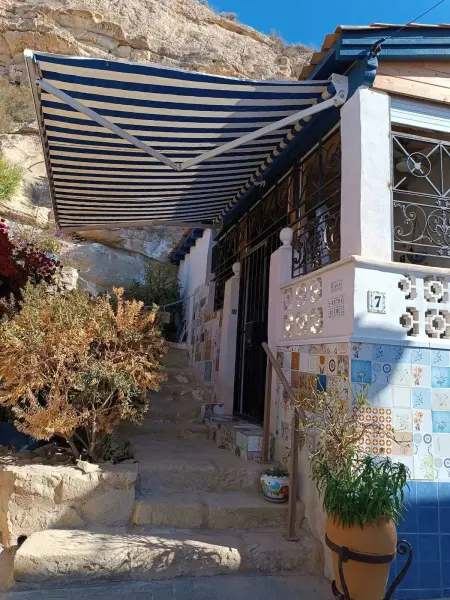 Maison confortable avec vue sur mer à Alicante + Jardin - Photo 16