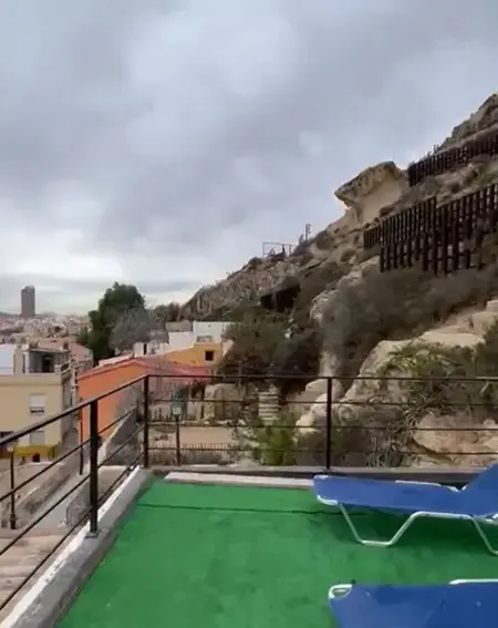 Maison confortable avec vue sur mer à Alicante + Jardin - Photo 32