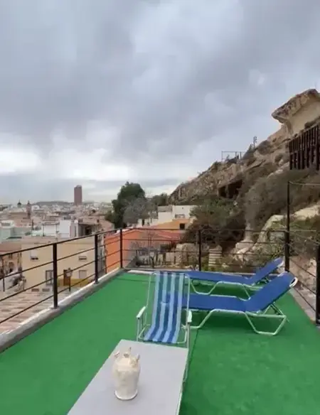 Maison confortable avec vue sur mer à Alicante + Jardin - Photo 34