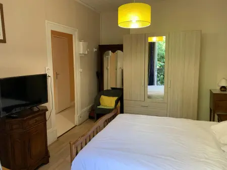 Appartement cosy à Néris-les-Bains, 20 m², balcon avec vue - Photo 1