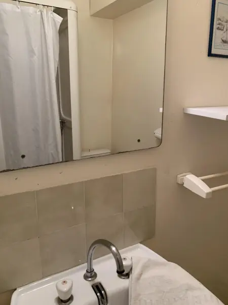 Appartement cosy à Néris-les-Bains, 20 m², balcon avec vue - Photo 4