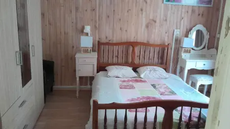 Appartement cosy à Néris-les-Bains, 20 m², balcon avec vue - Photo 6
