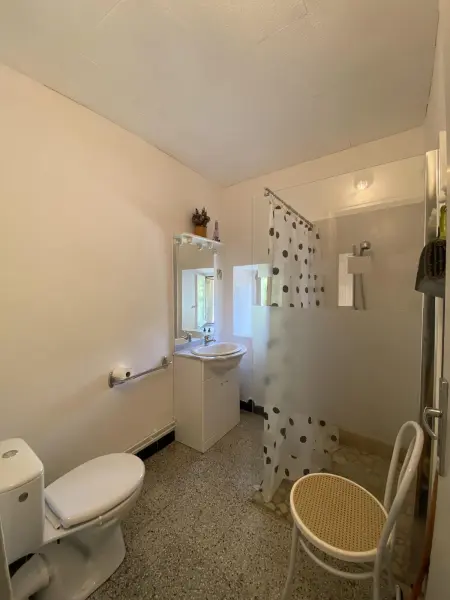 Location chaleureuse à Orgnac-l'Aven avec piscine partagée - Photo 31