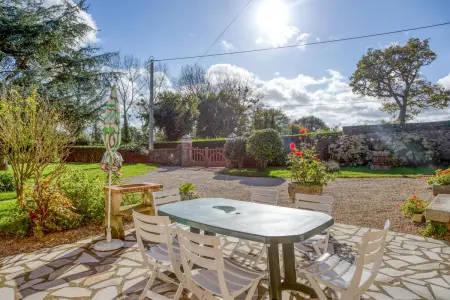 Maison chaleureuse à Pordic avec jardin et cheminée - Photo 1