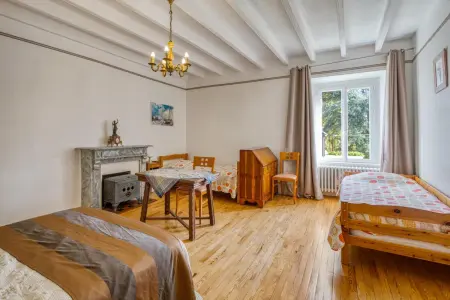 Maison chaleureuse à Pordic avec jardin et cheminée - Photo 7