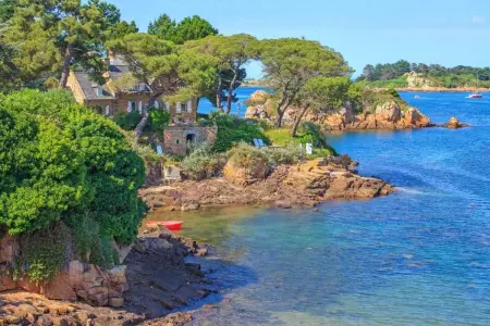 Maison chaleureuse à Pordic avec jardin et cheminée - Photo 18