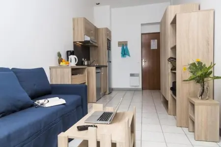 Résidence Odalys Valentin Plage ***, Studio 2 Personnes Vue Parc - Photo 13