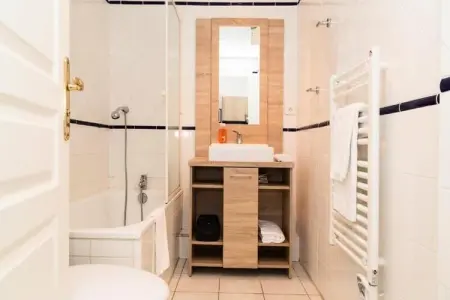 Résidence Odalys Valentin Plage ***, Studio 2 Personnes Vue Parc - Photo 17