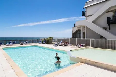 Résidence Odalys Valentin Plage ***, Studio Cabine 4 Personnes Vue Parc - Photo 2