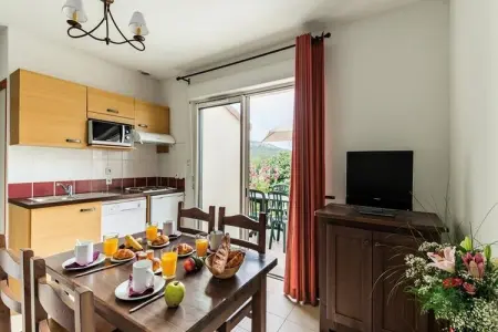 Résidence Le Domaine des Cazelles, Maisonnette 4 piטces Duplex 8 personnes - Photo 10