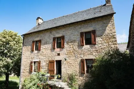 Gîte de France Gîtes de france 3 épis 6/7 pers aux salelles 3 épis, Gמte de France 7 personnes - Photo 2