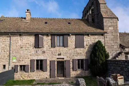 Gîte de France Gîtes de france de la fage montivernoux 3 épis, Gîte charmant en France avec piscine - Photo 1