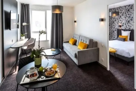 Néméa Appart'hôtel Résidence Vélizy Europe****, Appartement 2 piטces 2/4 personnes - Photo 5