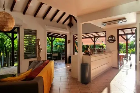 Villa La D&eacute;sirade, Villa à Saint-François avec Piscine Privée - Photo 6