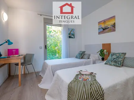 Appartement avec Terrasse et Parking à 5 min de la Plage - Photo 19