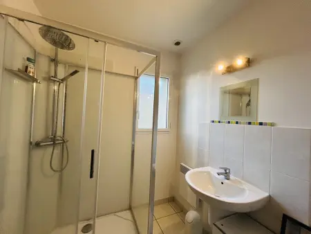 Maison spacieuse proche plage pour 8 pers., jardin privé, animaux admis, WiFi - Photo 7