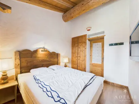 Appartement skis aux pieds 160m² pour 14 pers, 5 ch, parking, cheminée, WiFi - Photo 14