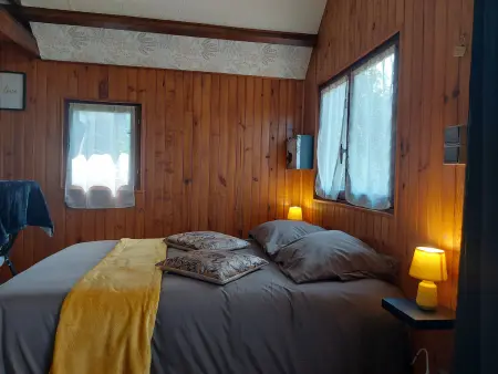 Chalet cosy et romantique avec terrasse en Eure-et-Loir - Photo 4