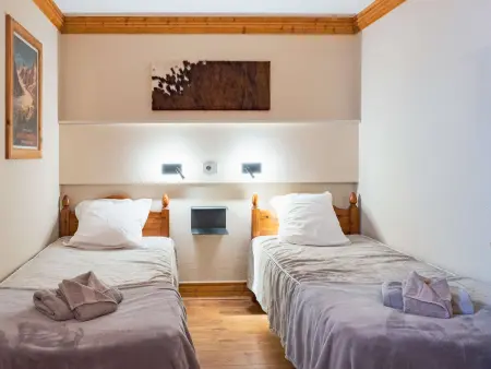 Chalet triplex à Val Thorens - 10 pers, cheminée, à 50m des pistes - Photo 7