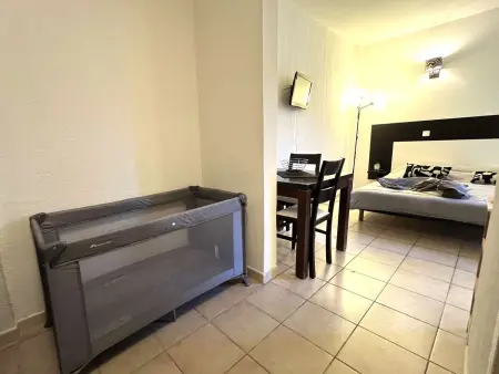 Studio climatisé avec piscine et parking à Saint-Florent - Photo 4