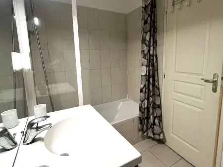Studio climatisé avec piscine et parking à Saint-Florent - Photo 8
