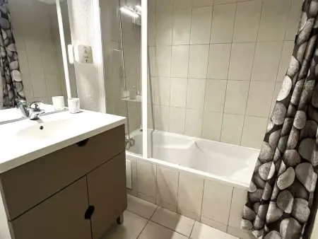Studio climatisé avec piscine et parking à Saint-Florent - Photo 9