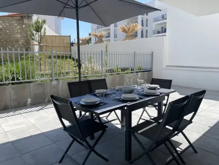 Royan T3 Moderne - Bord De Mer - 6 Pers, Parking, Terrasse - Photo 2