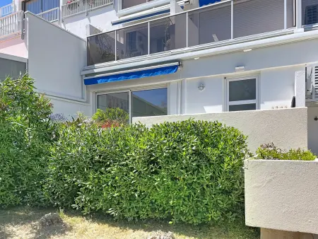 Studio avec terrasse et climatisation, proche plage - Photo 10