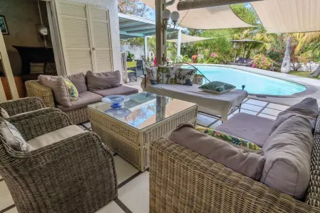 Villa avec piscine à Saint-Gilles les Bains, 260 m², 9 pers. - Photo 1