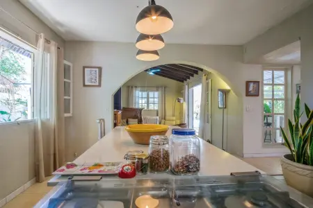 Villa avec piscine à Saint-Gilles les Bains, 260 m², 9 pers. - Photo 4