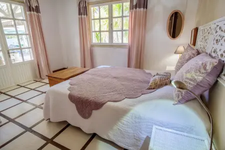 Villa avec piscine à Saint-Gilles les Bains, 260 m², 9 pers. - Photo 6