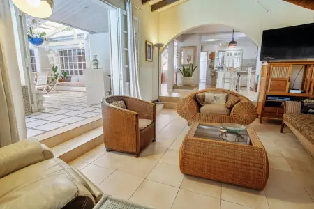 Villa avec piscine à Saint-Gilles les Bains, 260 m², 9 pers. - Photo 11