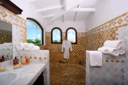 Villa spacieuse avec vue sur la mer à Saint Martin + piscine privée. - Photo 25