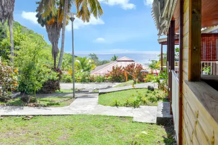 Bungalow confortable avec vue mer à Bouillante, Bungalow 5 personnes à Bouillante - Photo 2