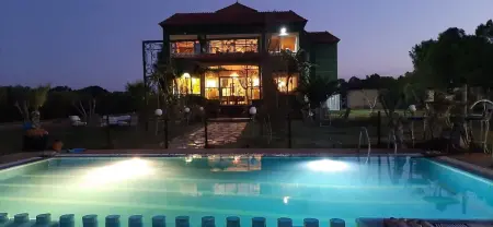 Villa élégante à Laghnimyene avec piscine privée - Photo 1