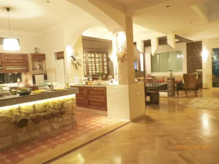 Villa élégante à Laghnimyene avec piscine privée - Photo 17