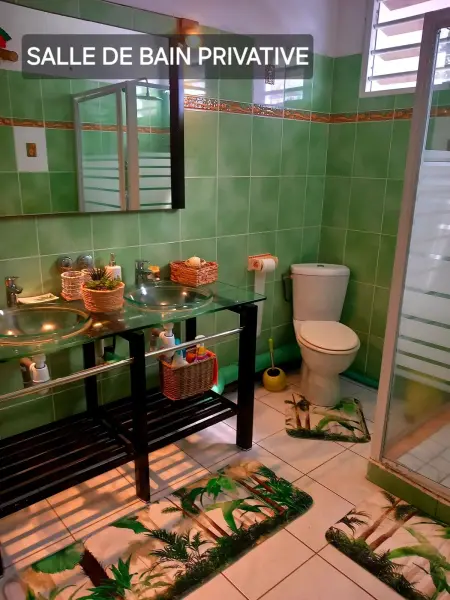 Appartement spacieux au cœur de Le Gosier avec jardin et terrasse. - Photo 4