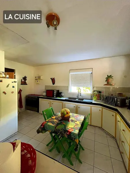 Appartement spacieux au cœur de Le Gosier avec jardin et terrasse. - Photo 10